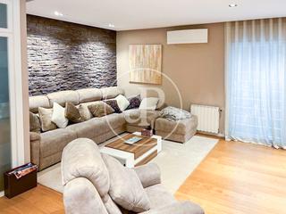 House  Carrer de sadet. Casa en venta en el centro de sant just