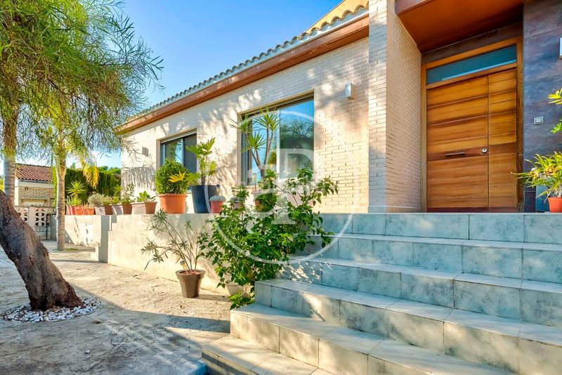 Foto 81b69202-3168-4bd6-876d-1b30958d6ce5. House with heating parking in Alcúdia (l´)