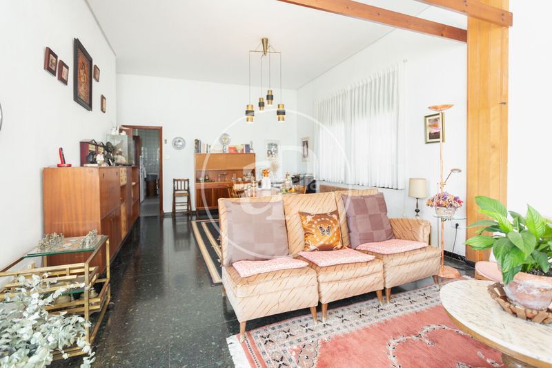 Foto b4ff1de9-8378-4a37-b6eb-a5f3df42a3e6. Casa  en venta en el vedat en Zona Avenida Alta - Auditorio Torrent