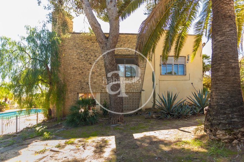 Foto c33faccf-26b7-42bb-ba56-c54e3e96c5e7. Casa  en venta en el vedat en Zona Avenida Alta - Auditorio Torrent