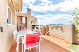 Àtic a Monserrat. Ático en venta en montserrat