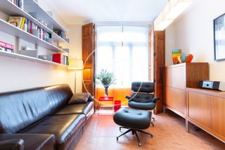 Rent Flat  Carrer del pintor gisbert. Piso en alquiler en ruzafa