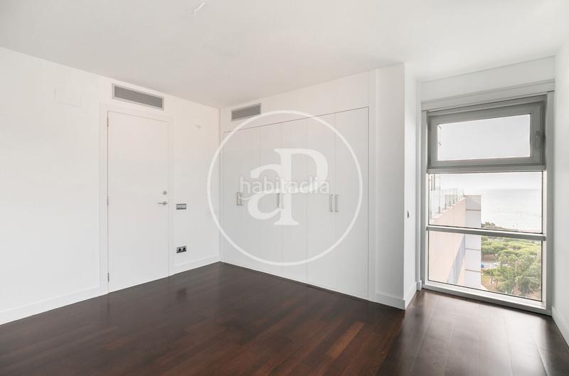 Foto b582a6c7-721f-4756-9b74-af85b1ba6f37. Rent penthouse with heating parking in Poblenou Barcelona