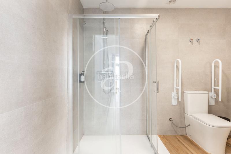 Foto 8422acb0-b8d6-43d8-a6dd-2c60a10bf3bd. Loft apartamento turístico en venta en benicalap en Valencia