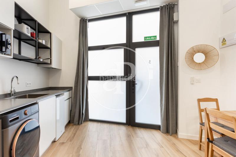 Foto 995cadde-6a8d-45dd-80f3-64fe622a6b36. Loft apartamento turístico en venta en benicalap en Valencia