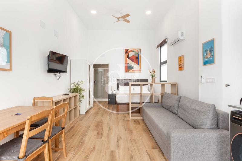 Foto dfeb4e45-da06-44c3-8955-f0ef97d944d4. Loft apartamento turístico en venta en benicalap en Valencia