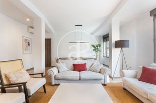 Lloguer Pis  C. del hospital. Piso en alquiler en sant francesc