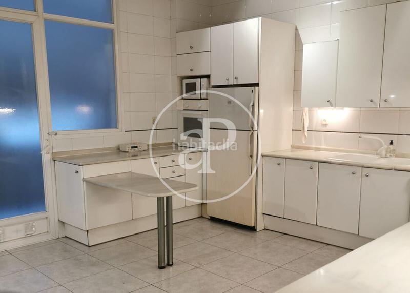 Foto 48327e81-4c98-46ae-8696-13033f5dee65. Piso  en venta en mallorca con bruc en Dreta de l´Eixample Barcelona
