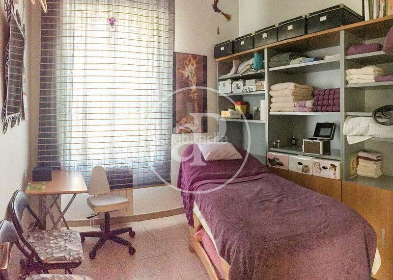 Foto c77c0243-2a67-42a9-a520-808e335be9e3. Casa  en venta en Ca n'Aurell Terrassa