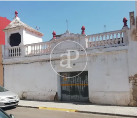 Casa adossada a El Alborgí. Casa en venta en paterna