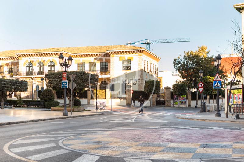 Foto 70528c79-c171-430e-8d4a-44de051a6935. Casa adossada amb calefacció a El Alborgí Paterna