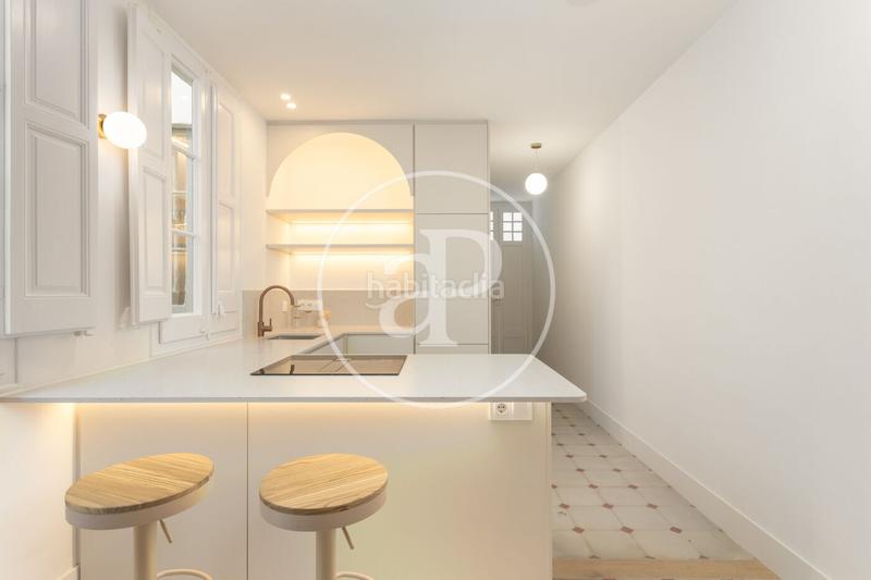 Foto 079f284c-f0e9-42c7-8a08-6fc2d3faa532. Piso  en venta en la calle valencia en Dreta de l´Eixample Barcelona