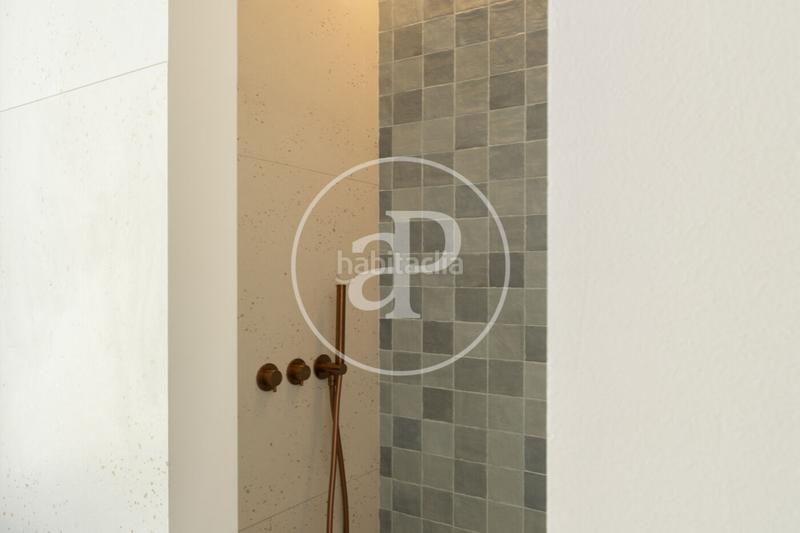 Foto 343eae5f-2eaf-4842-8ae2-9ccc3afcf05e. Piso  en venta en la calle valencia en Dreta de l´Eixample Barcelona