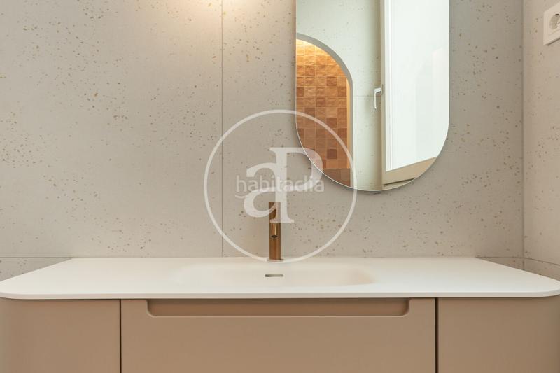 Foto 76c156d3-b99c-4e00-9f6f-7a39648bb742. Piso  en venta en la calle valencia en Dreta de l´Eixample Barcelona