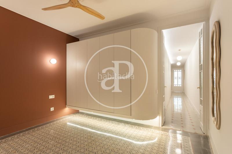 Foto e00b6a51-8d05-4063-b8b2-23df3d65b20a. Piso  en venta en la calle valencia en Dreta de l´Eixample Barcelona