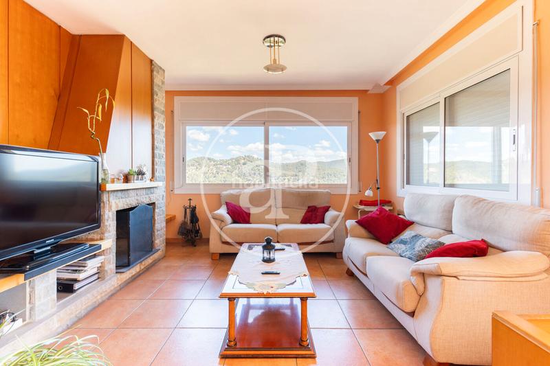 Foto 17e61c3f-12a8-40ba-8668-cafdd9f2c04e. Casa con riscaldamento parcheggio in El Racó-Sant Feliu del Racó Castellar del Vallès