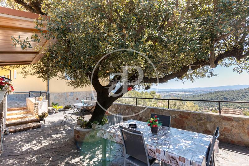 Foto 595208f4-da8e-4ff3-ac5f-8bc9eb7503d0. Casa con riscaldamento parcheggio in El Racó-Sant Feliu del Racó Castellar del Vallès