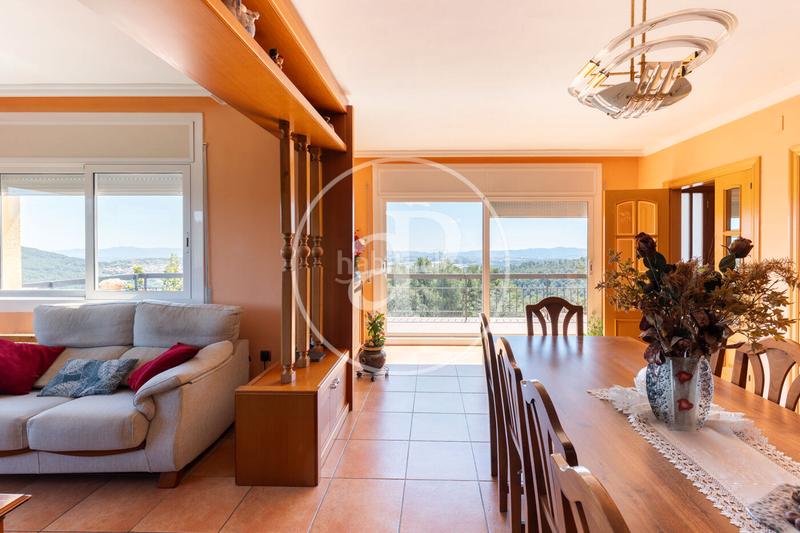 Foto 86e7ed36-e0a3-4b38-8a85-78b8aa9e92e0. Casa con riscaldamento parcheggio in El Racó-Sant Feliu del Racó Castellar del Vallès