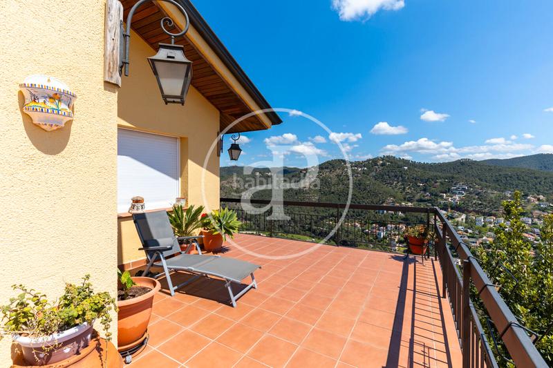 Foto 87ea8b82-b10a-433f-89a2-e663a6f28ed0. Casa con riscaldamento parcheggio in El Racó-Sant Feliu del Racó Castellar del Vallès