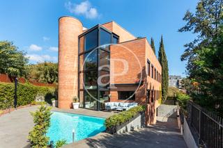 Casa a Zona Industrial. Casa en venta en ciudad diagonal esplugues de llobregat