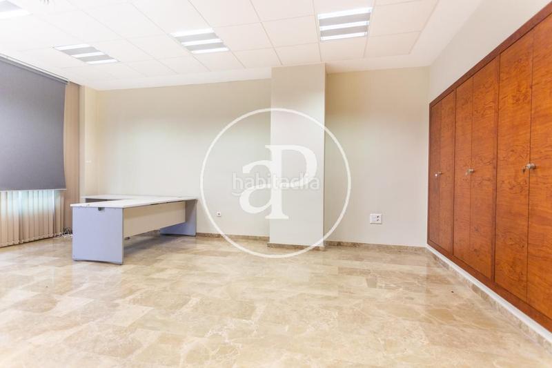 Foto 06aa1ca1-1772-4522-89f6-1218ca28d514. Piso oficina en venta en calle alboraya en Trinitat Valencia