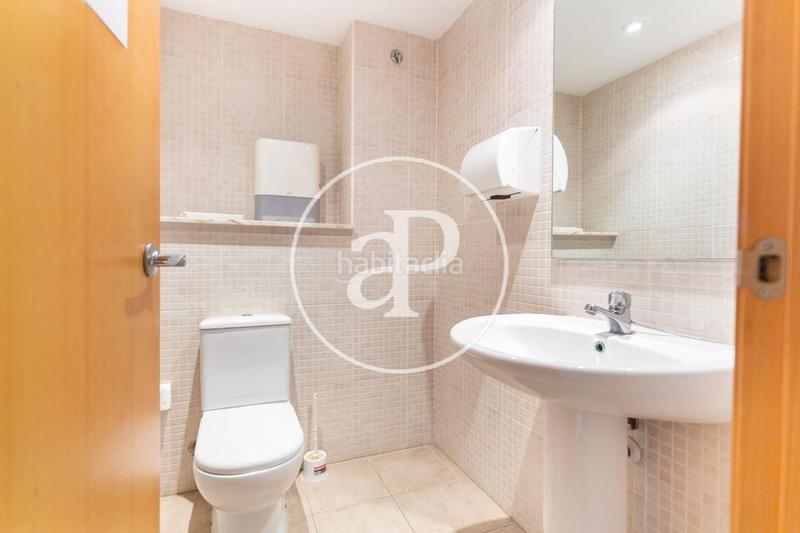 Foto 16a428f9-37f8-4eae-8fe1-2d877d6ba0d4. Piso oficina en venta en calle alboraya en Trinitat Valencia