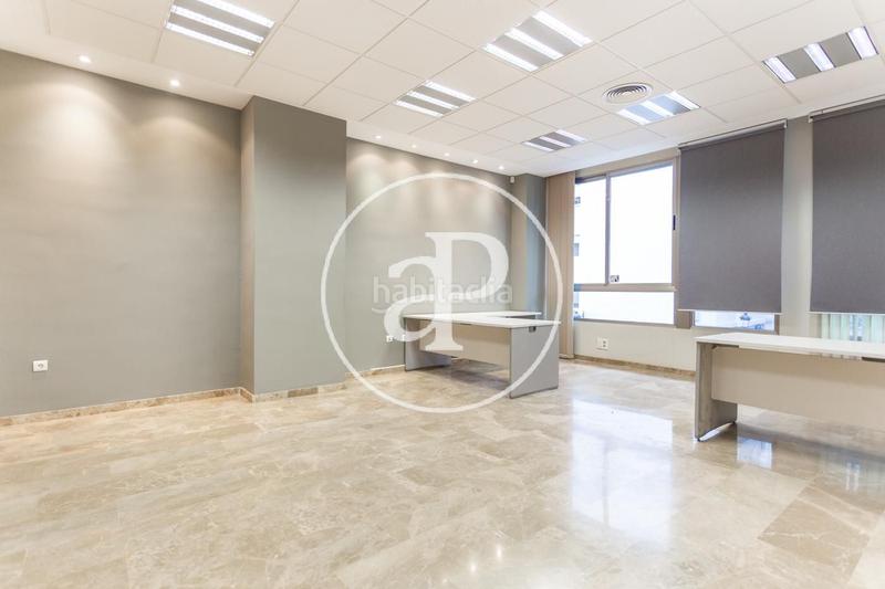 Foto 44e860e6-6a9d-4ccc-bc8c-0dc9bd3faab9. Piso oficina en venta en calle alboraya en Trinitat Valencia