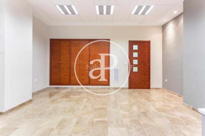 Foto e6ac3d08-8d10-469d-b648-f0384a3590d9. Piso oficina en venta en calle alboraya en Trinitat Valencia