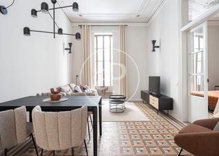 Location Appartement  Carrer d'en serra. Piso en alquiler en el gótico