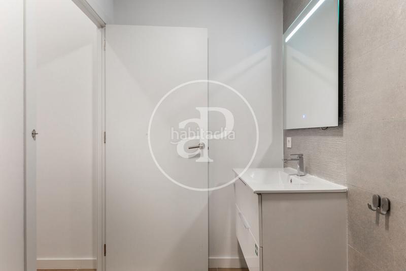 Foto 051ed28e-9248-4c45-a623-7d81c9d1becb. Loft apartamento turistico en venta en benicalap en Valencia