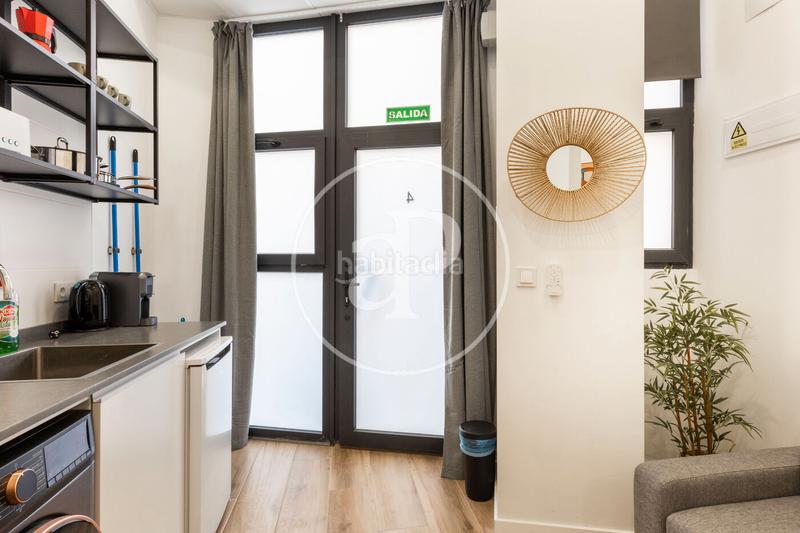 Foto 70a8523b-bf06-48a5-bdf8-7119073318ef. Loft apartamento turistico en venta en benicalap en Valencia