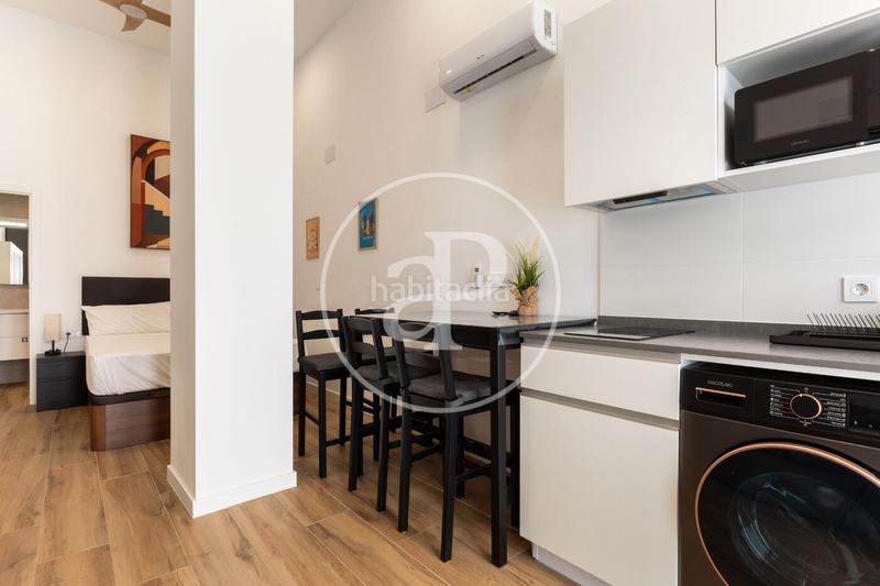 Foto e22d5a32-489c-4ed8-bad3-d0e62876551b. Loft apartamento turistico en venta en benicalap en Valencia