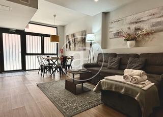 Loft  C/ de tirant lo blanch. Loft en venta en en corts