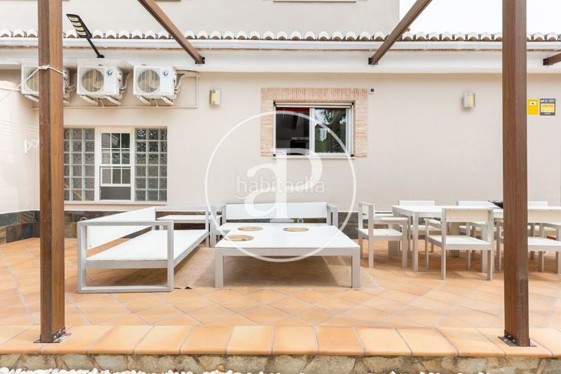 Foto 96faad4e-8899-4148-9541-3613d78c12cd. Lloguer casa amb calefacció aparcament piscina a Bétera