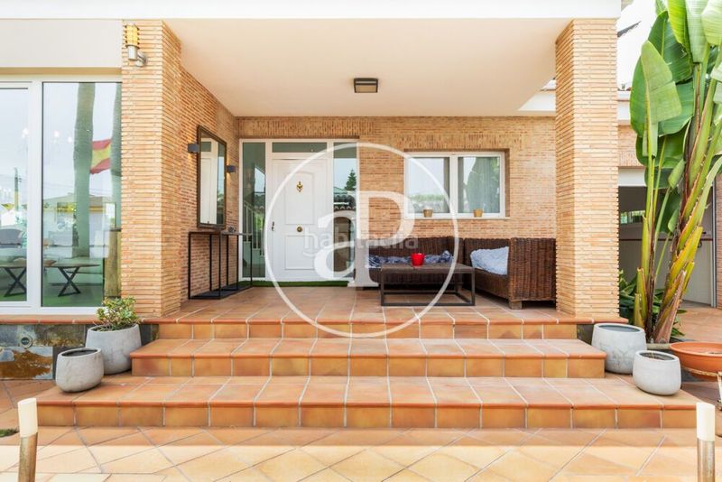 Foto a3dee95e-85c2-42ec-ba95-07a2d78502fb. Lloguer casa amb calefacció aparcament piscina a Bétera