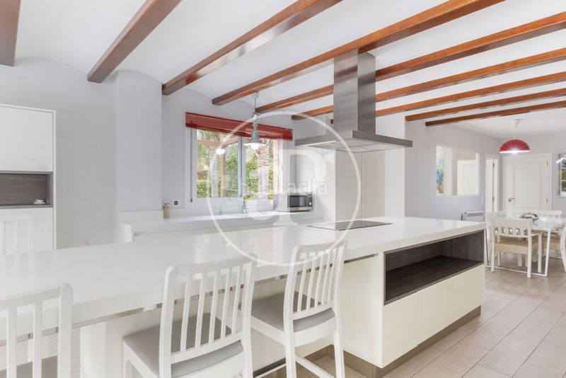 Foto b308fa7e-1a19-4506-a979-9012e11136e2. Lloguer casa amb calefacció aparcament piscina a Bétera
