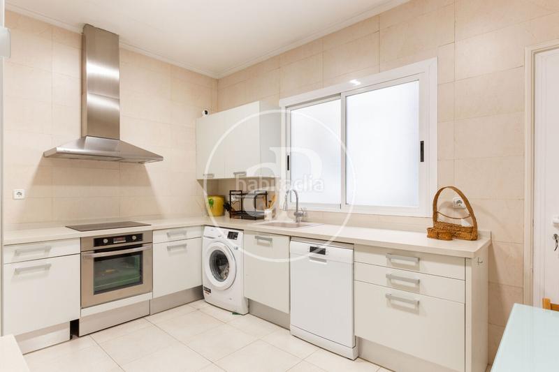 Foto b1b7ebd4-bdc5-457d-ae8c-9cd0d2e26517. Piso  en venta en el centro en Sant Francesc Valencia
