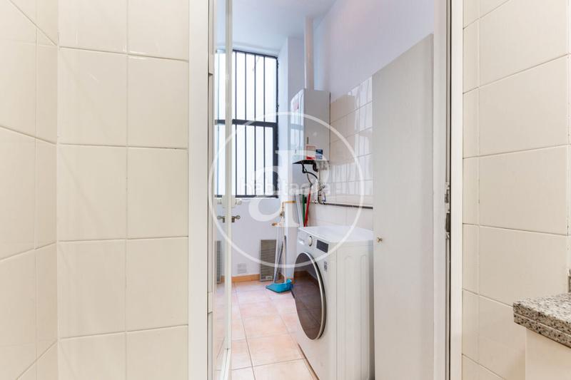 Foto 66999a9a-a58a-4894-bf14-1f8469d3acbf. Miete etagenwohnung mit heizung parking in El Mercat Valencia