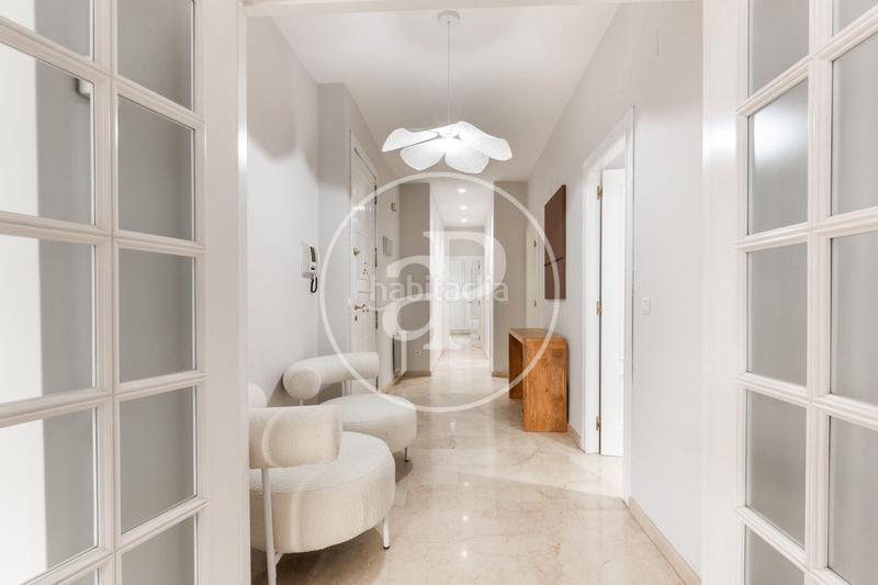 Foto d6a70e8b-c1fa-4e70-a2d5-de222cd7f1e9. Miete etagenwohnung mit heizung parking in El Mercat Valencia