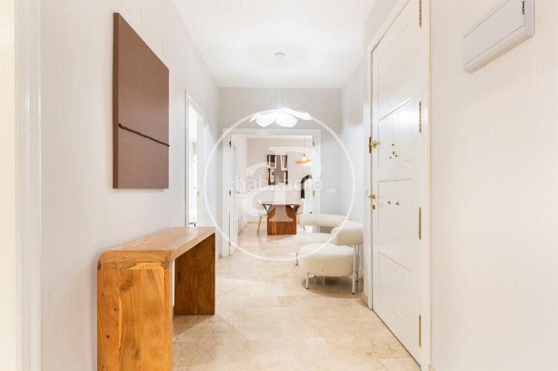 Foto f1e44049-0ef6-441e-b9b1-a742882043e9. Rent flat with heating parking in El Mercat Valencia