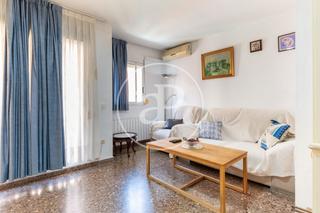 Rent Flat  Carrer del pintor cortina. Piso en alquiler en patraix