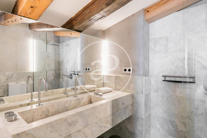 Foto 95ba835b-252e-48dd-9ec4-4dc0bacbee28. Miete etagenwohnung mit heizung pool in Gòtic Barcelona