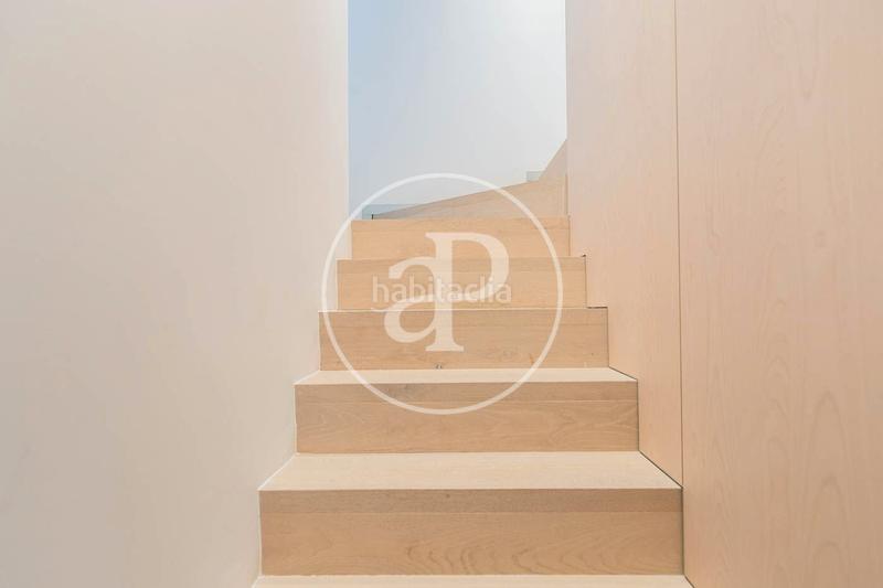 Foto 1727c0be-15c3-497c-919a-ac53049bb450. Rent flat with heating pool in Gòtic Barcelona