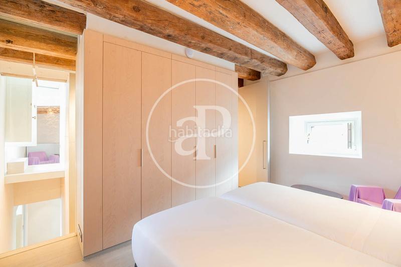 Foto f04fd252-58a4-49c8-af56-12f661e7094c. Miete etagenwohnung mit heizung in Gòtic Barcelona