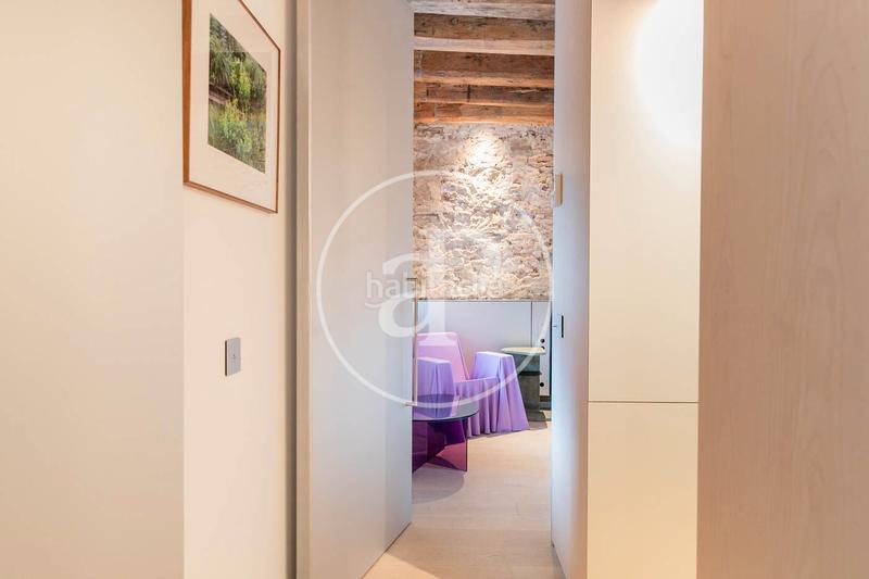 Foto a076ea41-8691-4c57-a793-0ecfc1edf5c5. Rent flat with heating in Gòtic Barcelona