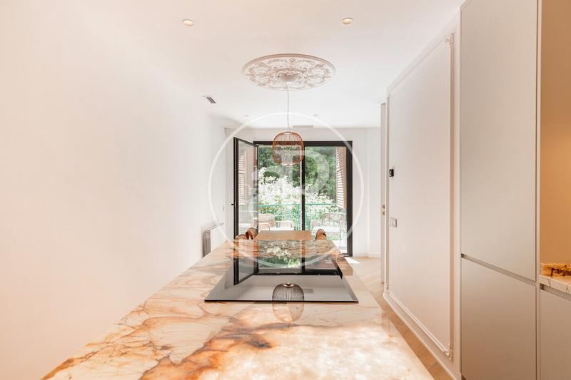 Foto 5bd76d54-2449-418a-a752-d21cba18f24c. Alquiler piso  en alquiler de lujo en la calle provença eixample esquerra en Barcelona
