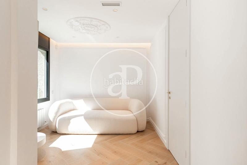 Foto ffbb8e0a-f82a-417f-933f-d82e40e634a1. Alquiler piso  en alquiler de lujo en la calle provença eixample esquerra en Barcelona