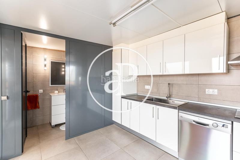 Foto 639f8eea-29b0-43aa-aff6-17c42aa1e2ce. Rent penthouse with parking pool in La Patacona Alboraya