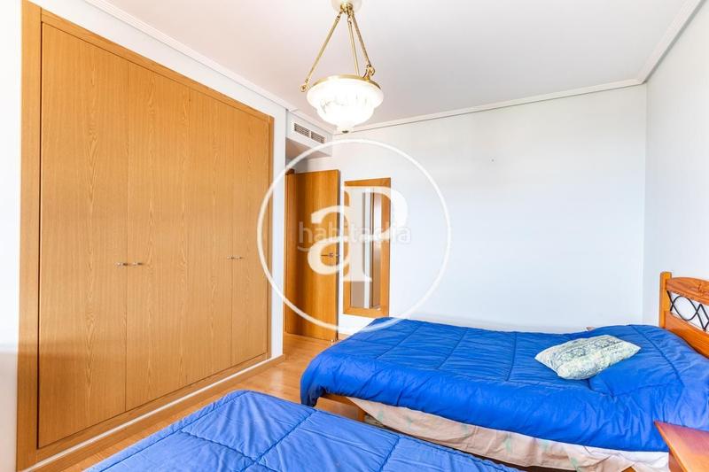 Foto d4594fd1-49dc-4b63-9dc0-14a7fc75b1e6. Rent penthouse with parking pool in La Patacona Alboraya