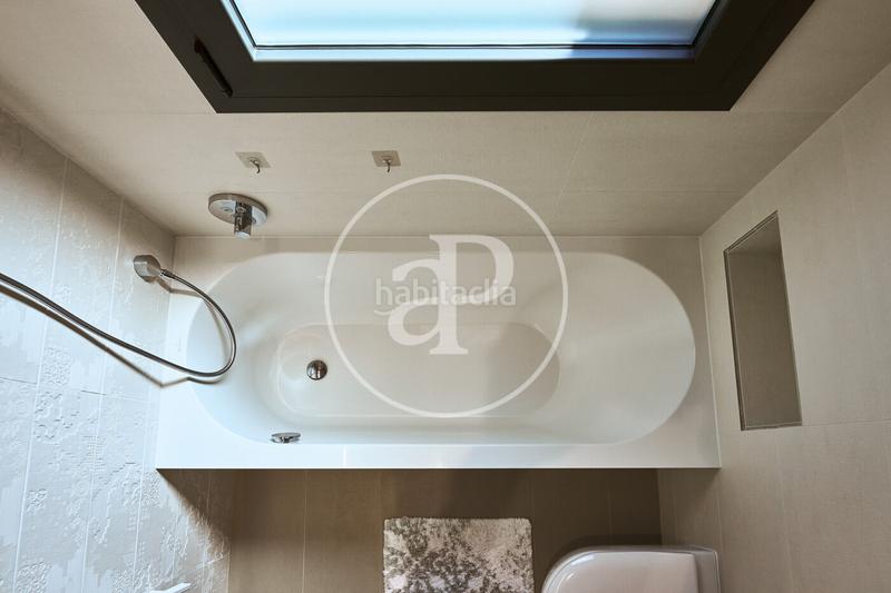 Foto f127b3ad-db6d-45be-84a0-9db0a4deead5. Maison avec chauffage parking piscine dans Golf-Can Trabal Sant Cugat del Vallès